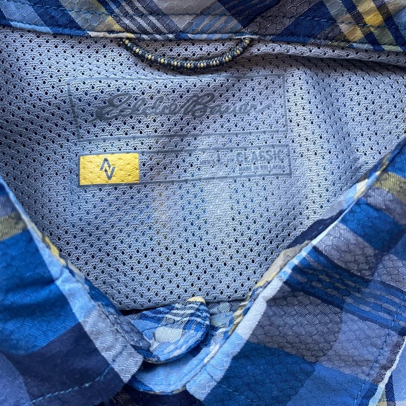 Eddie Bauer short sleeve plaid button down shirt - Picture 3 of 5